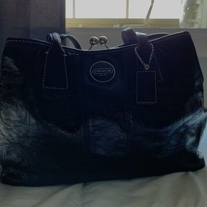 GENUINE Coach Tote Purse in GREAT CONDITION
